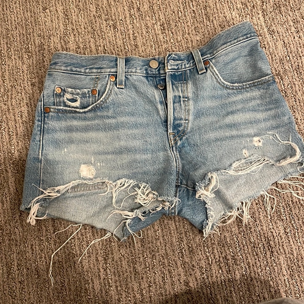 Denim Levi’s shorts